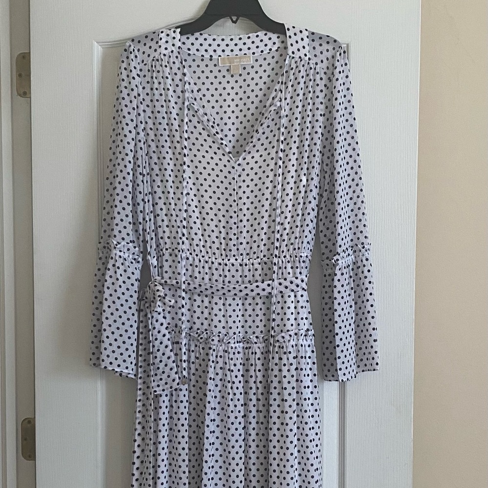 Michael Kors white chiffon dress with black polka dots. Size L